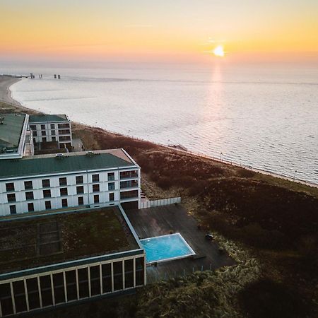 Hotel A-Rosa Sylt List Zewnętrze zdjęcie Aerial view of the hotel