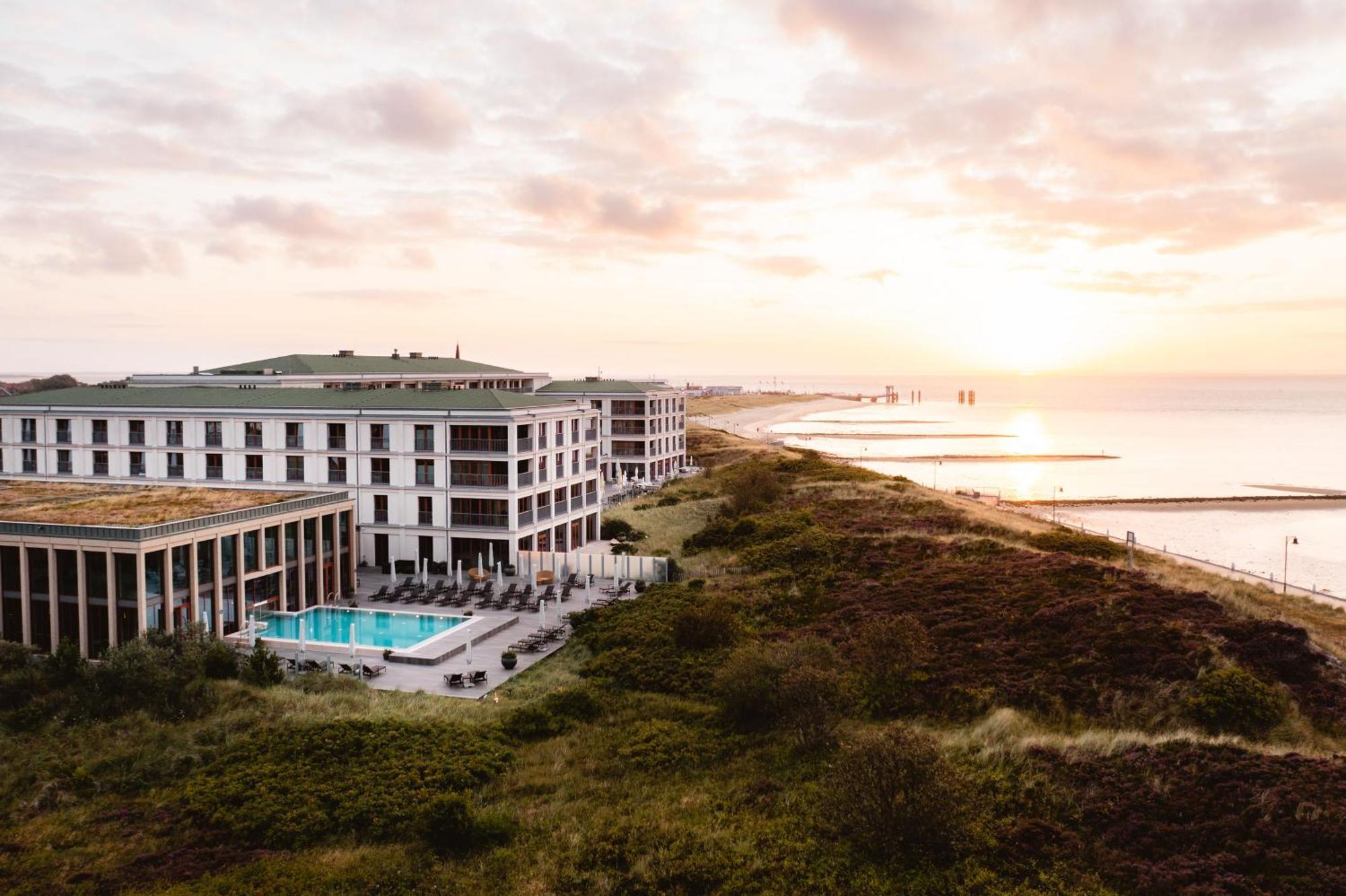 Hotel A-Rosa Sylt List Zewnętrze zdjęcie The Grand Hotel Kurhaus Binz