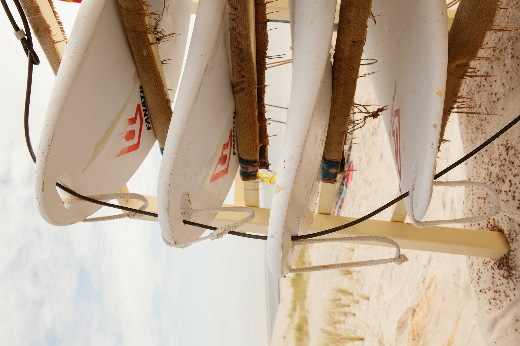 Hotel A-Rosa Sylt List Zewnętrze zdjęcie Surfboards hanging on a rack